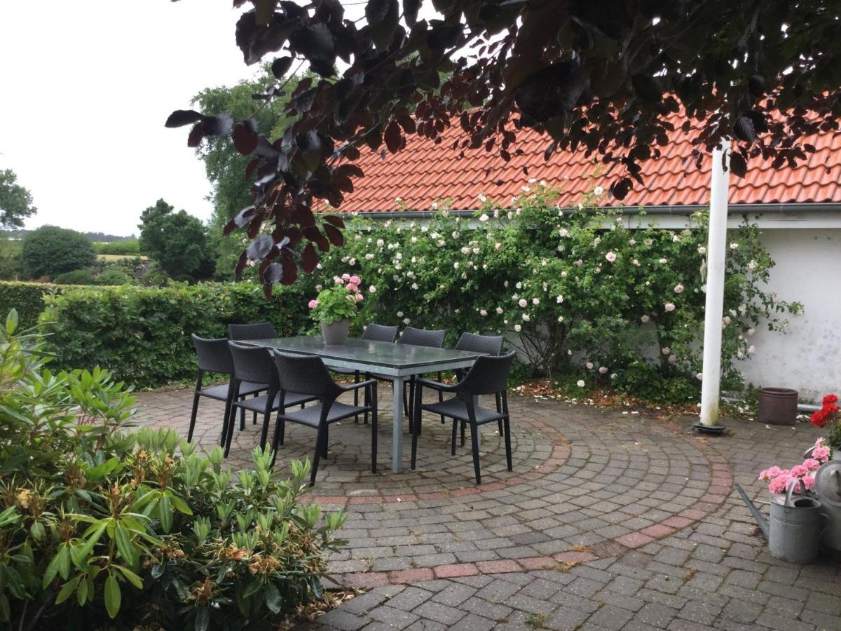 Bed and Breakfast Margretelyst Farsø Exterior foto